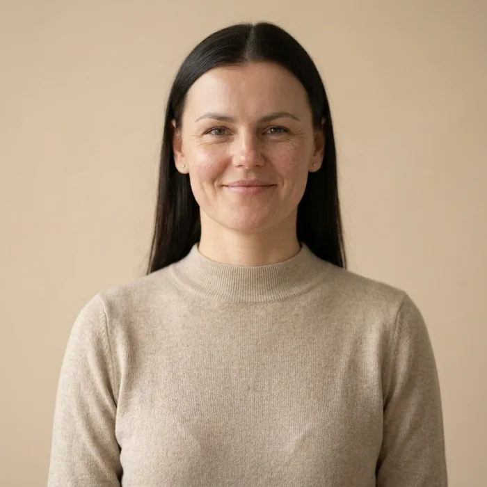 Julia Komarenko, instructor